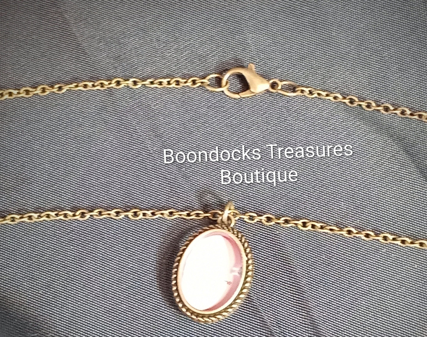 Oval Locket pendant necklace