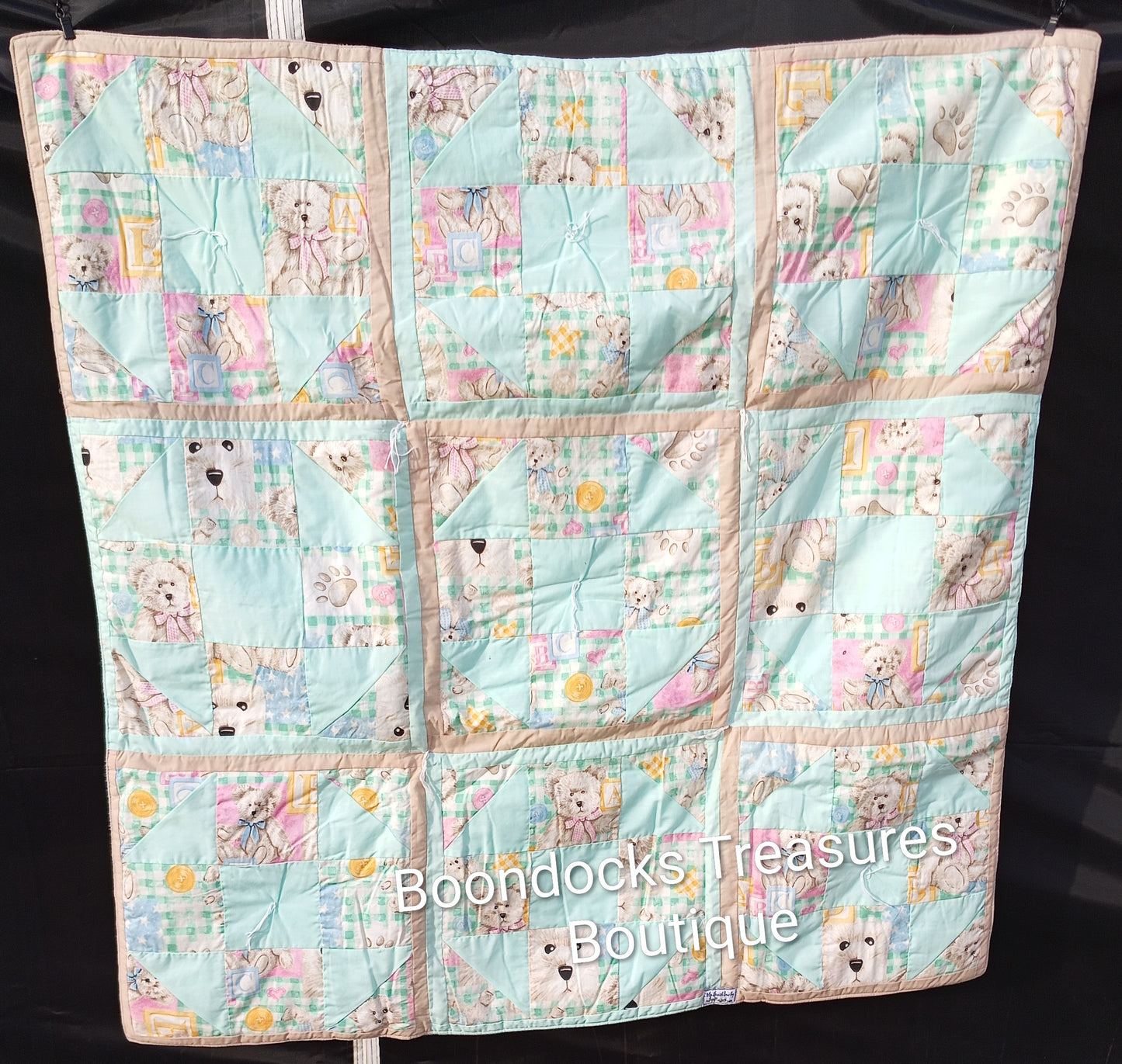 Vintage Fabric "Baby Bears" handmade cotton and flannel quilt for baby or toddler